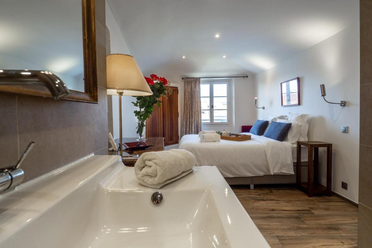 Charmant Appartement Spacieux Pour 6P Vue Mer Vieil Antibes Bagian luar foto