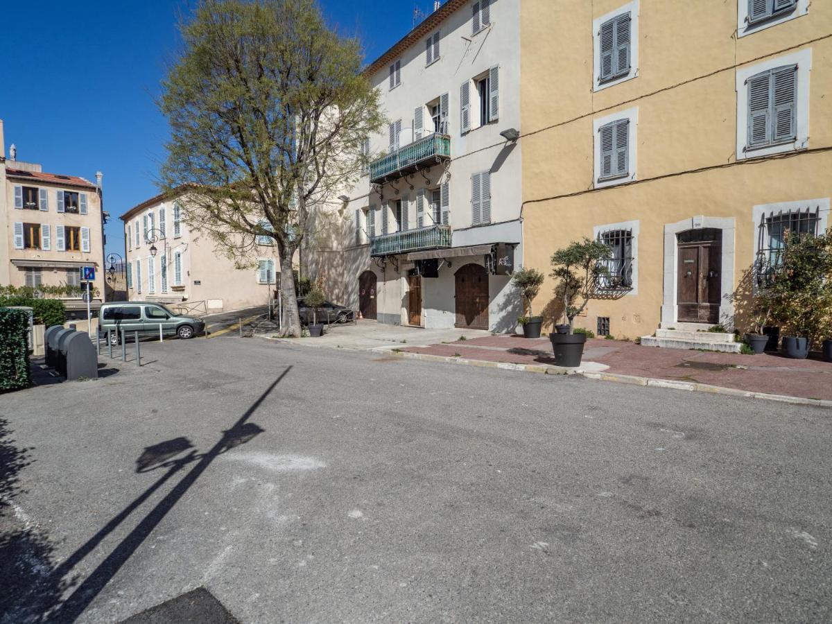 Charmant Appartement Spacieux Pour 6P Vue Mer Vieil Antibes Bagian luar foto
