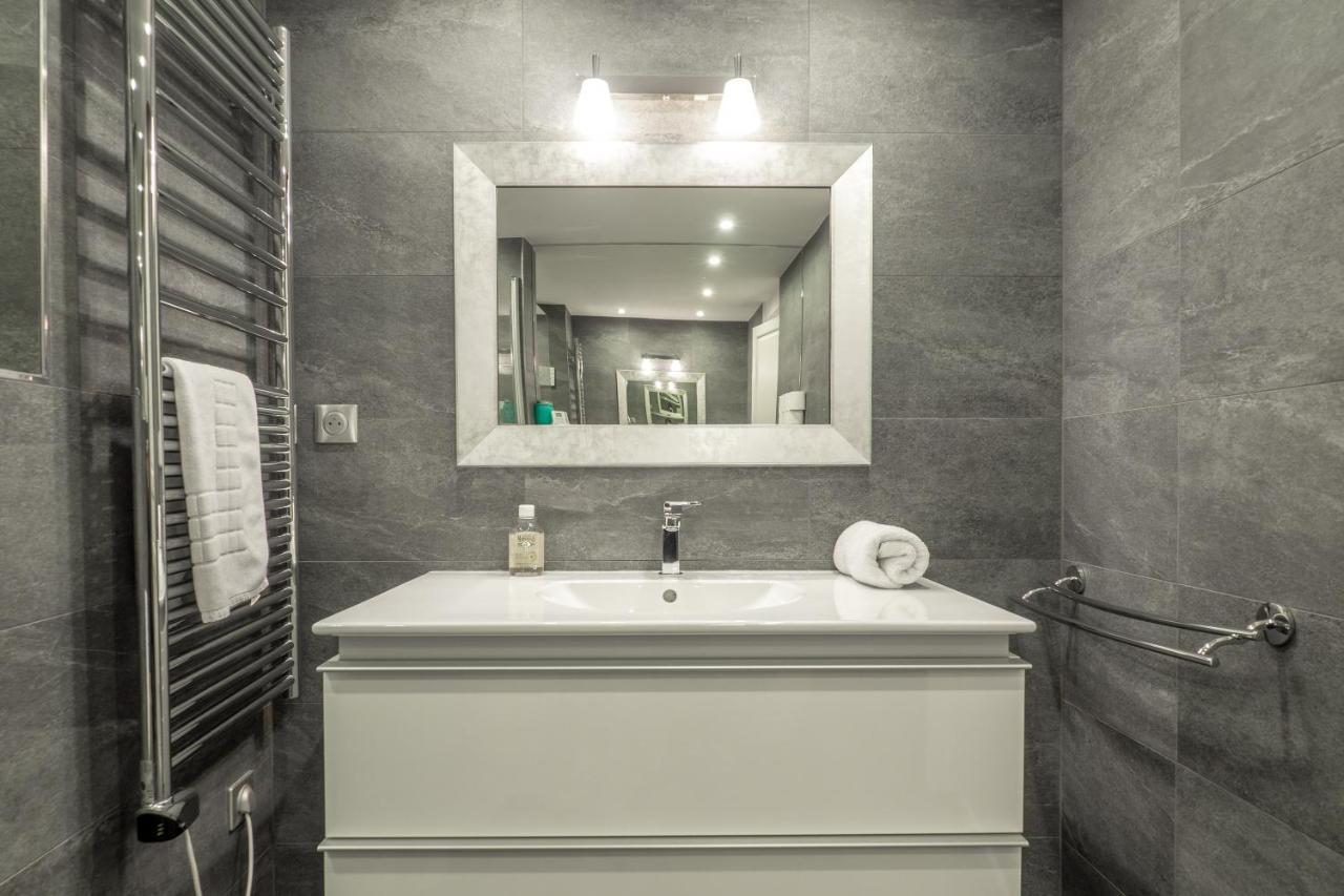 Charmant Appartement Spacieux Pour 6P Vue Mer Vieil Antibes Bagian luar foto